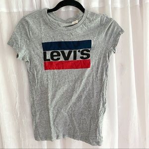 Levi’s Graphic Logo Tee
